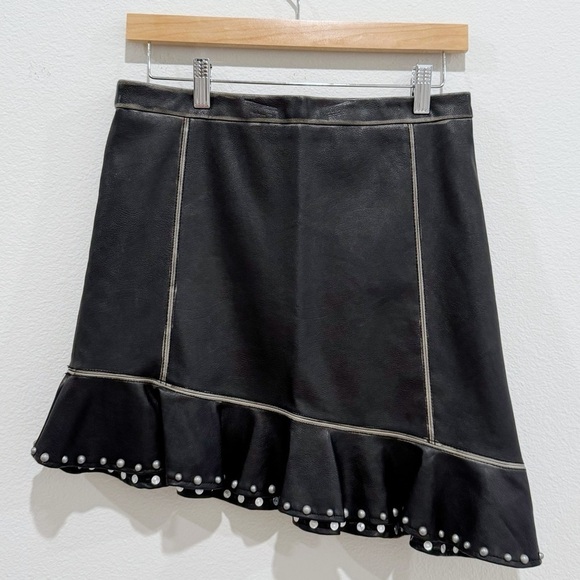 Zara Asymmetric Studded Faux Leather Mini Skirt Size M - Picture 2 of 11